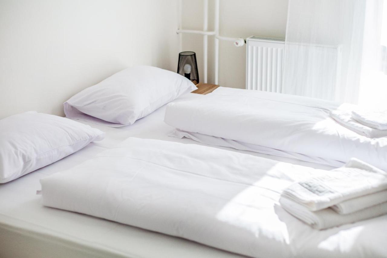 Hotel Rajka Ngoại thất bức ảnh